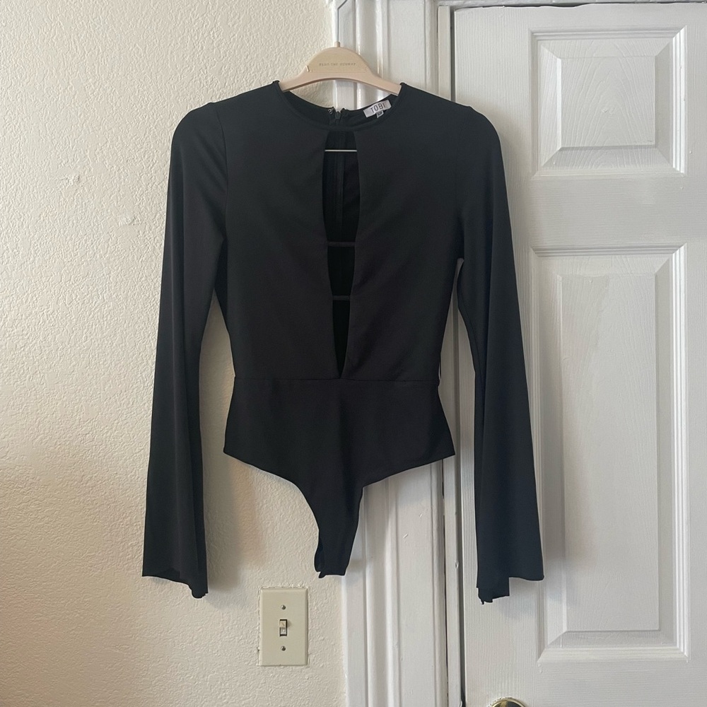 Tobi Black Bodysuit Sleek Design